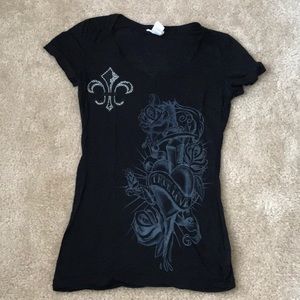 FREELOADER Burnout TRUE LOVE V Neck Tee. Size S